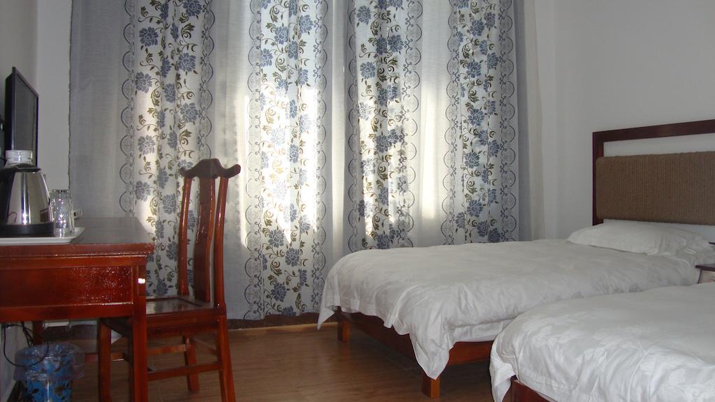 Faier Harbour Inn Ta-li Pokoj fotografie